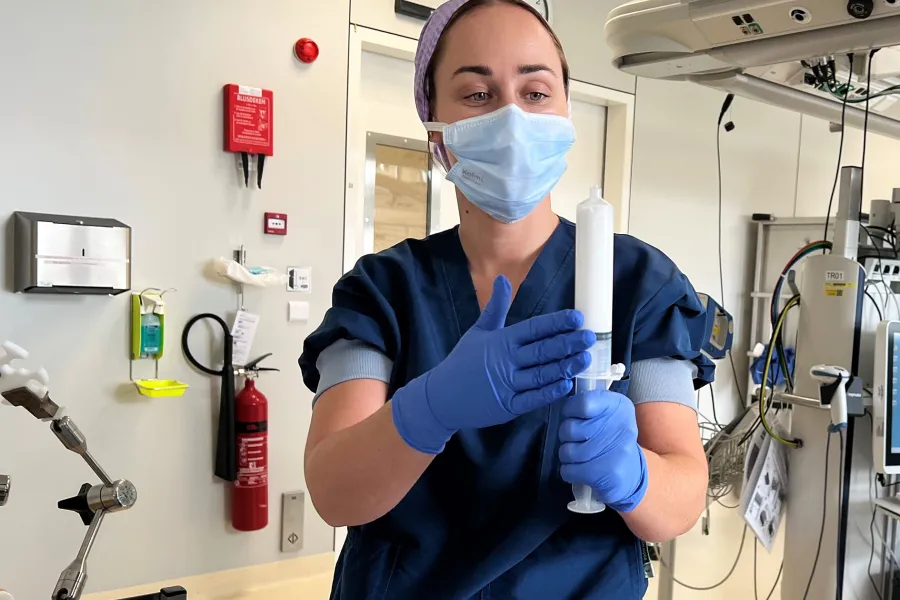 Inge, spuit optrekken