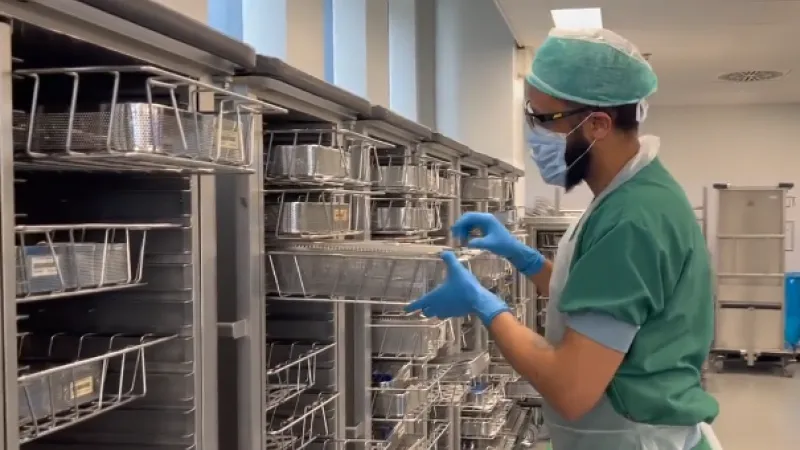 Rui, sterilisatiemedewerker