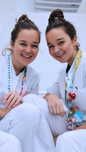 Puck en Mabel, kinderverpleegkundigen Erasmus MC sophia
